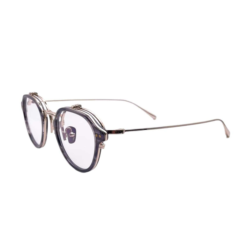 眼鏡・サングラスユーザーへのプレゼントには調整しやすいチタン系フレームがおすすめ