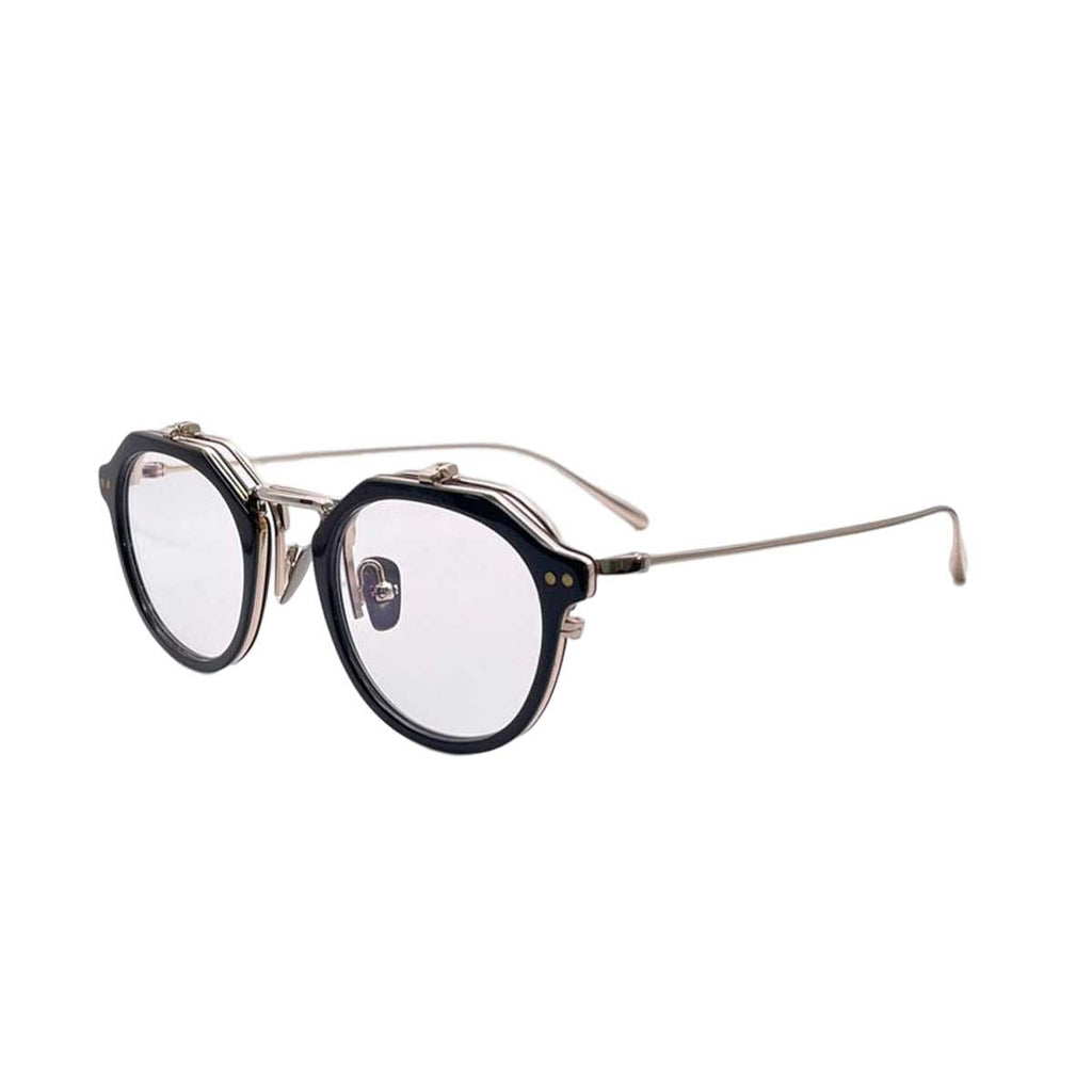 当オンラインストアで購入できる眼鏡・サングラスは購入後の調整対応も可能です（トラッドアイウェアトーキョー）